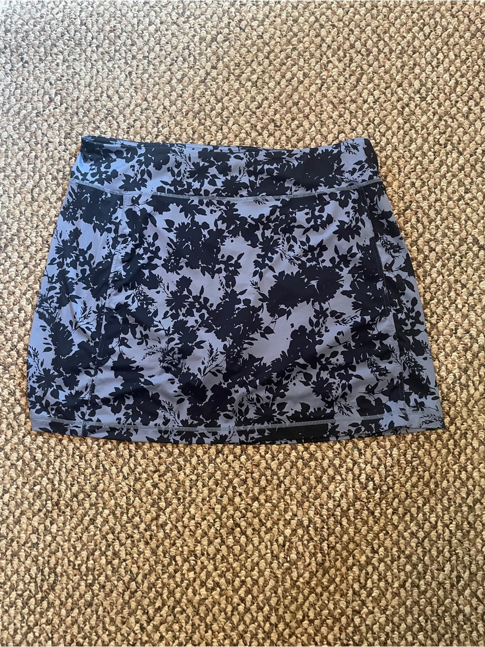J. Jill Blue Floral Print Athletic Skort Size L